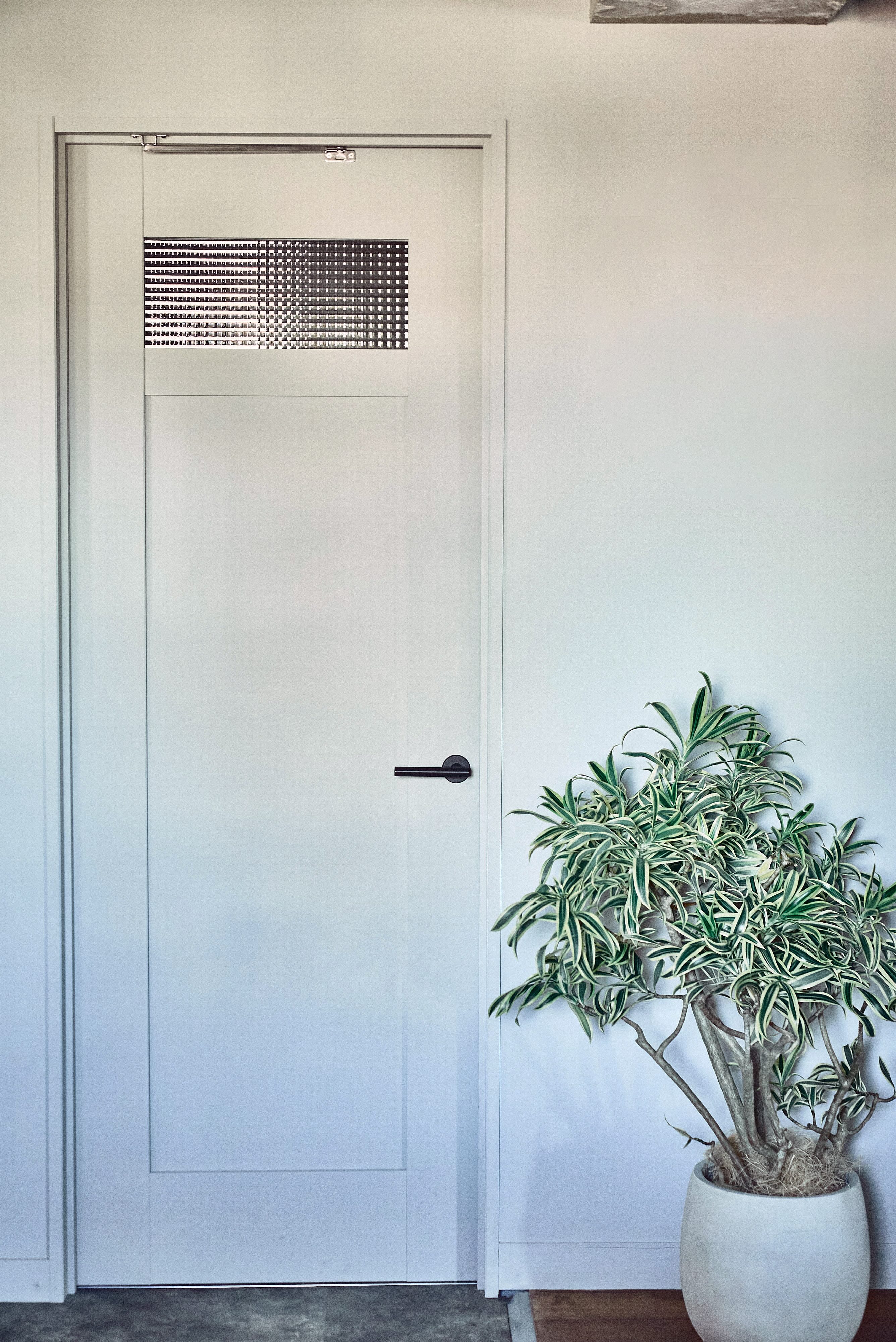 アゲートの置物 グレーとホワイトのグラデーション アゲートの置物