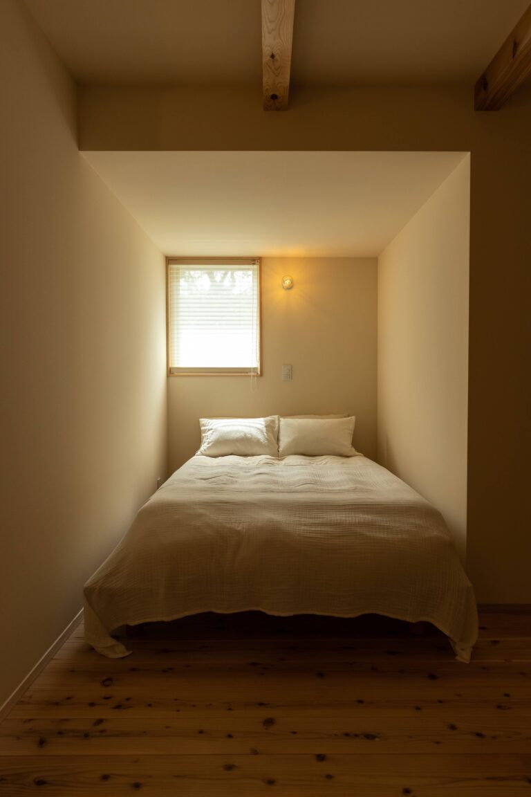egg wall